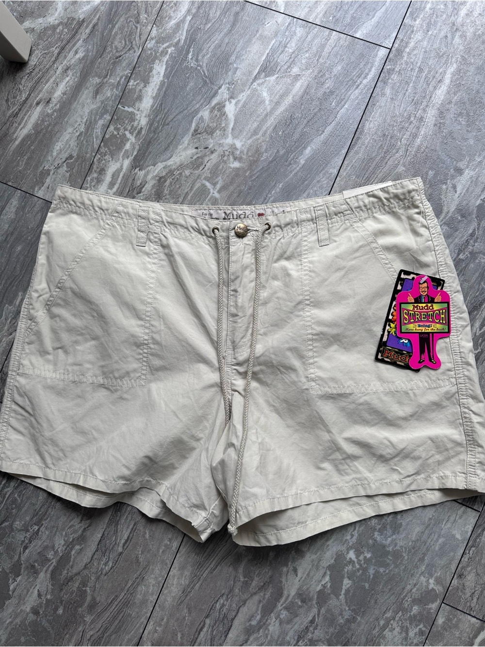 Mudd Women's Cream Shorts 17 NWT Vintage 0117